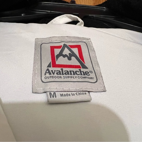 Womens White Avalanche Puffer Ski/snow Jacket With Removable Fur Hood Sz Med - Picture 14 of 15